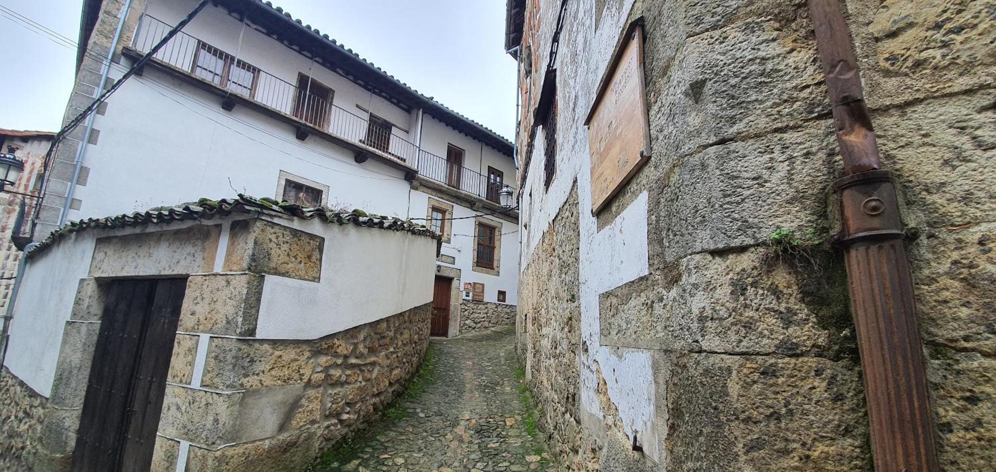 Apartamentos Rurales La Antigua Fonda Candelario Exterior photo